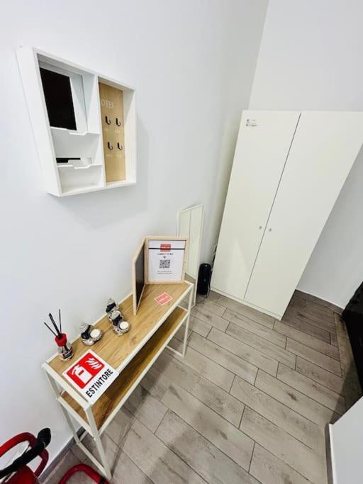 Binario 251 Stazione Tiburtina Apartment Rome Luaran gambar